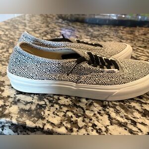 Vans Black and White Geometric pattern shoes